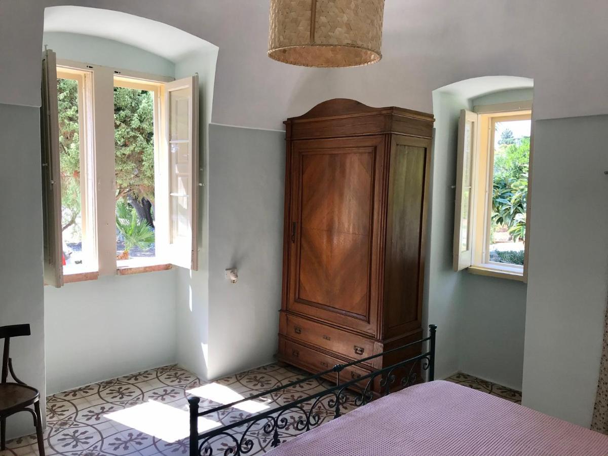 Villa Deco مونوبولي المظهر الخارجي الصورة